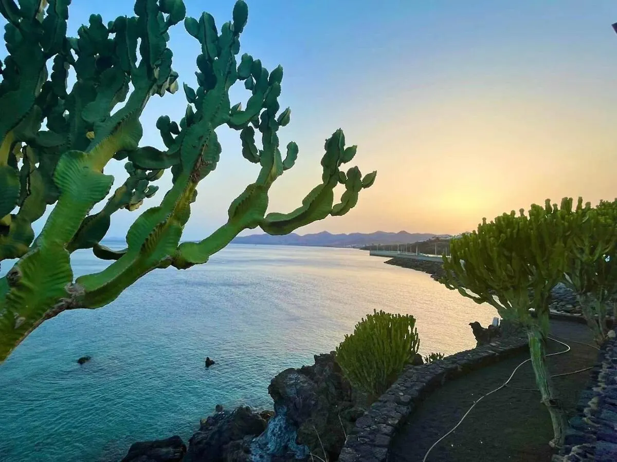 Vista Al Mar - Sea View Apartment By Jk Lanzarote Puerto del Carmen